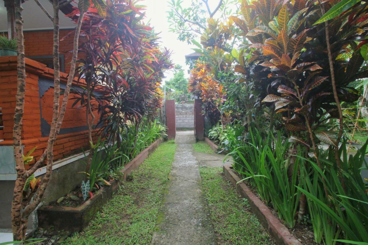 Monka House Hotel อูบุด ภายนอก รูปภาพ