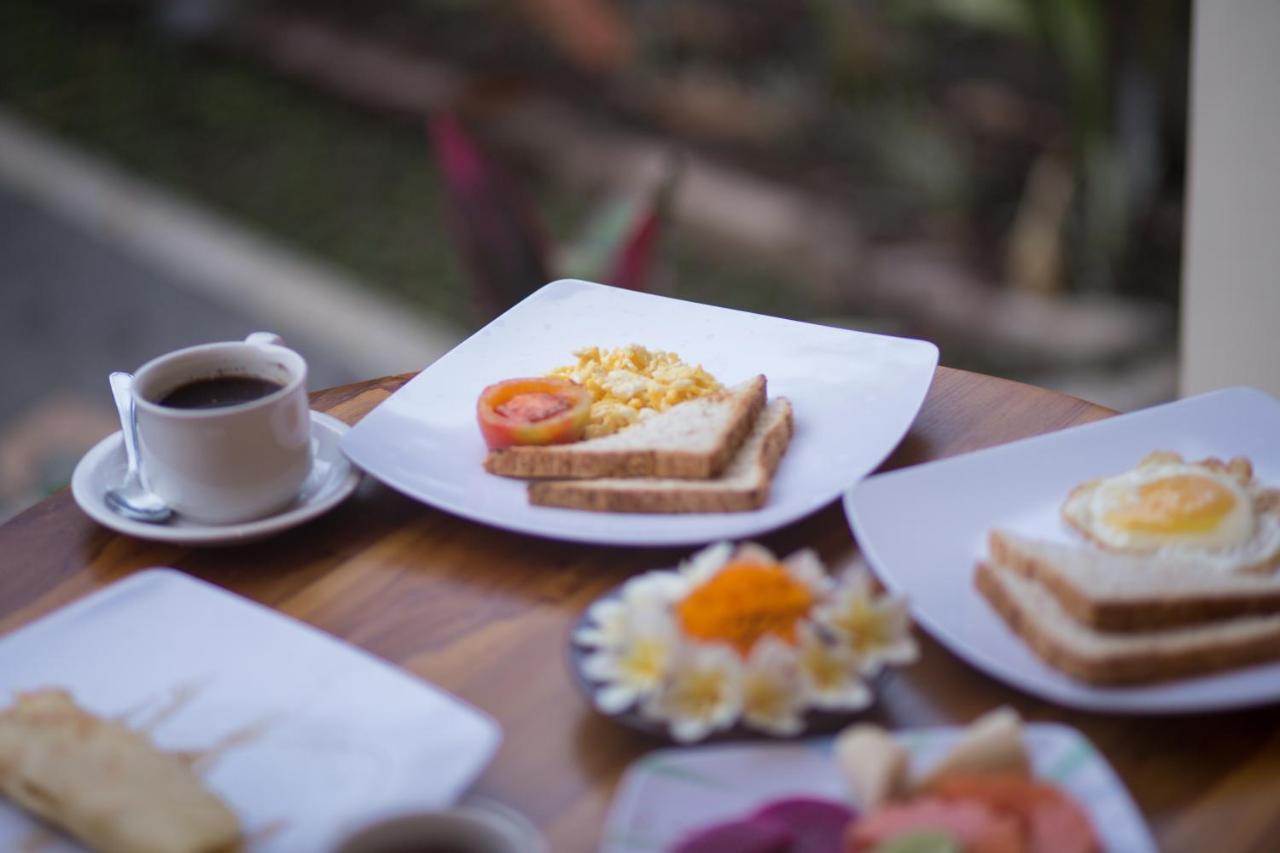 Monka House Hotel อูบุด ภายนอก รูปภาพ